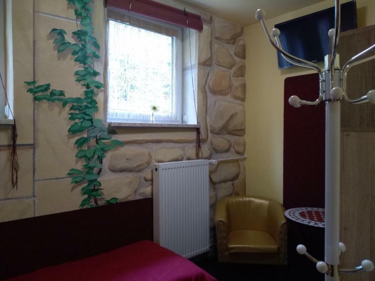 Ferienwohnung Direkt In イルメナウ エクステリア 写真